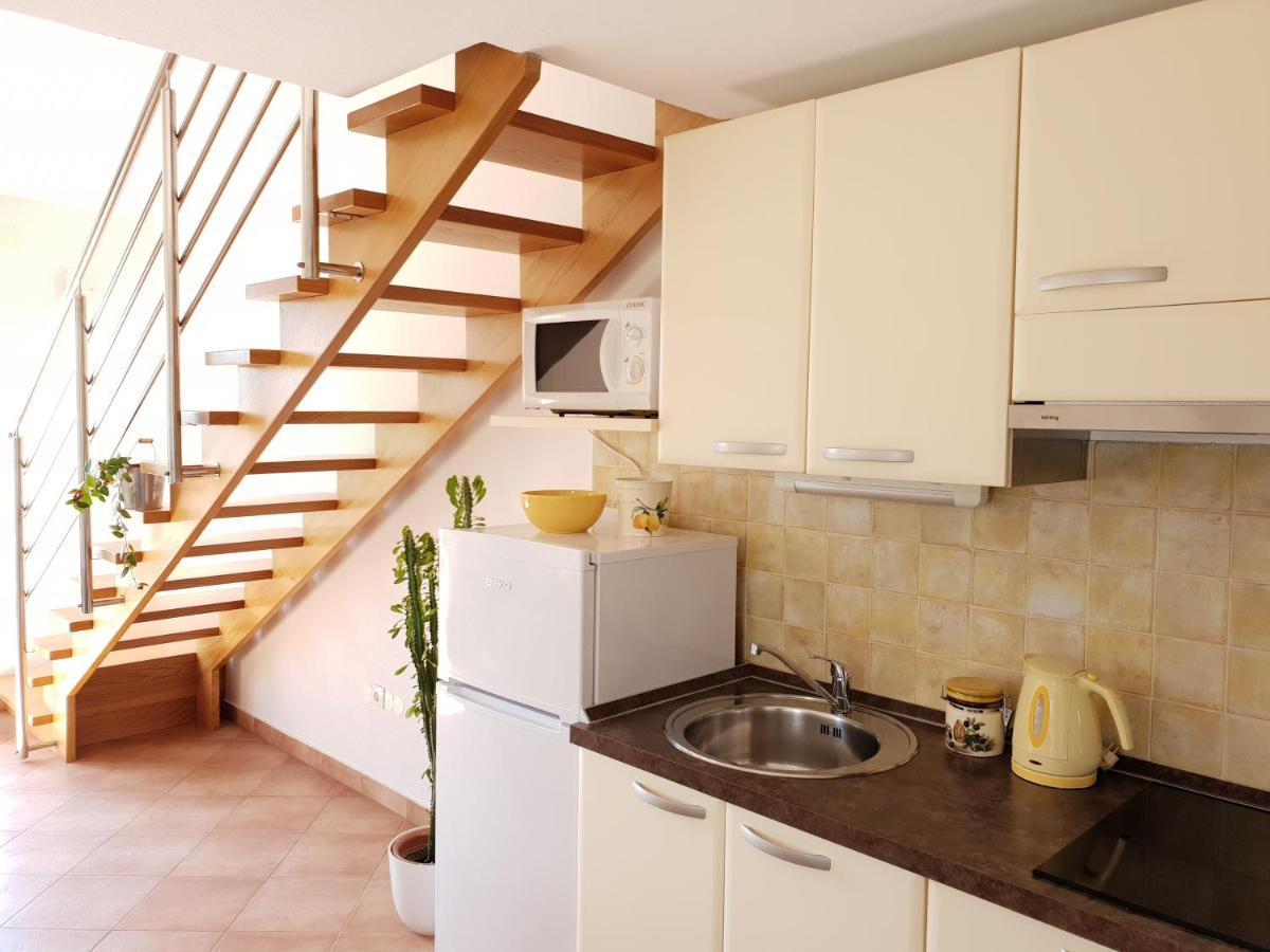 Apartments Skocic Водице Екстер'єр фото