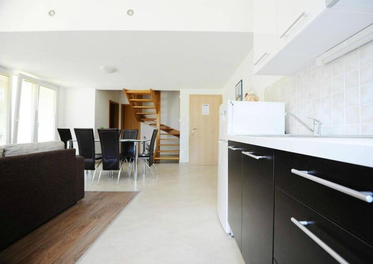 Apartments Skocic Водице Екстер'єр фото