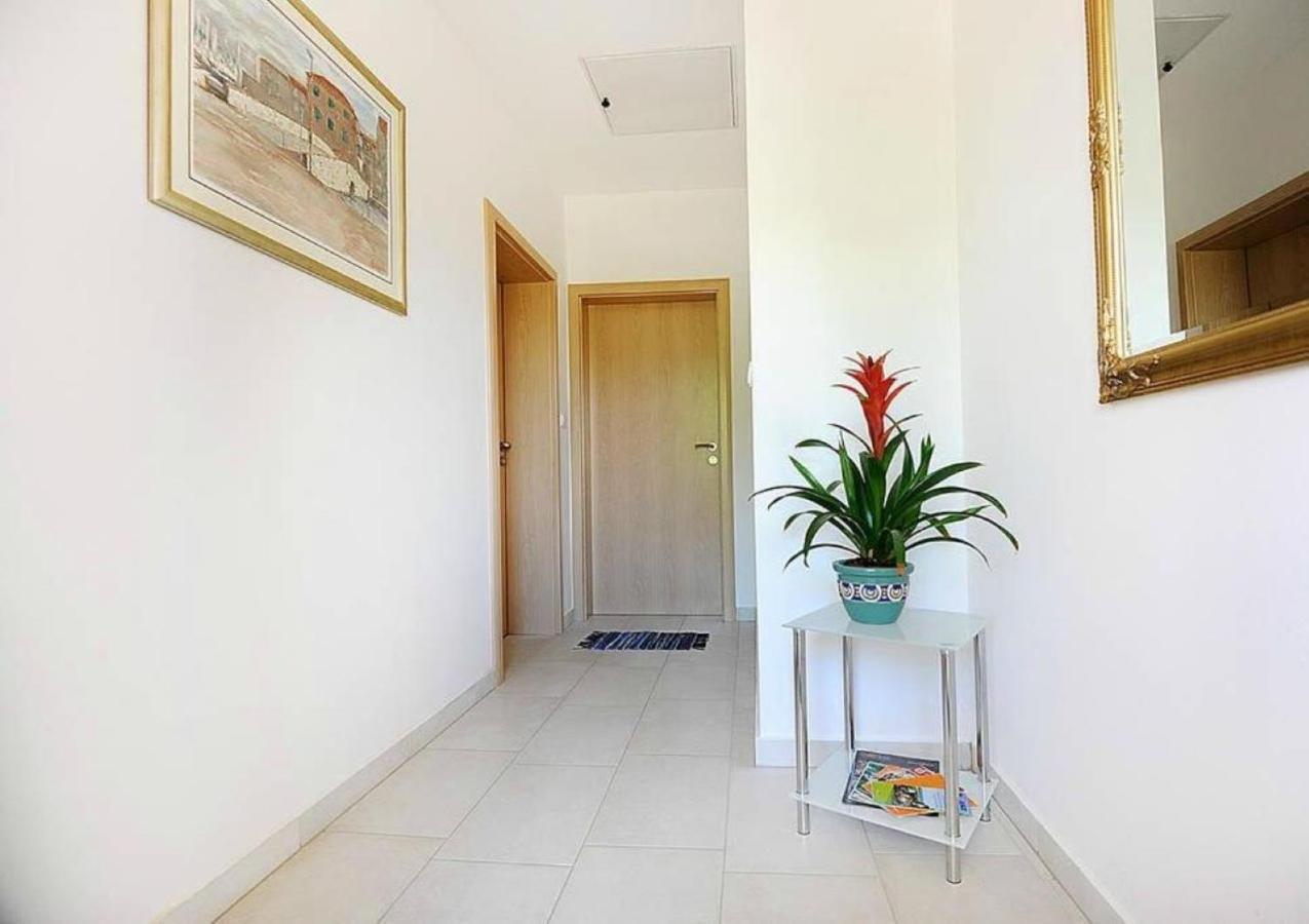 Apartments Skocic Водице Екстер'єр фото
